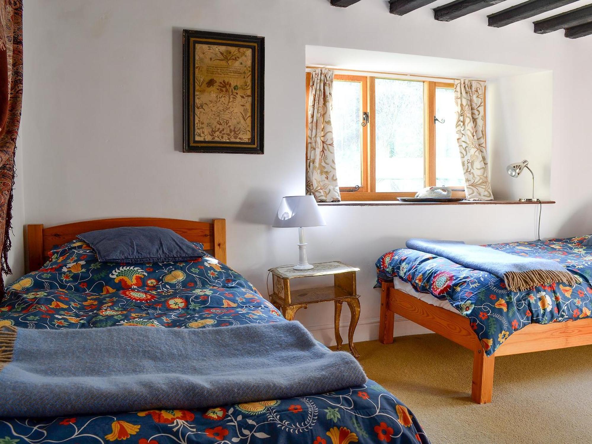 Driftcombe Farmhouse Bisley  Екстериор снимка